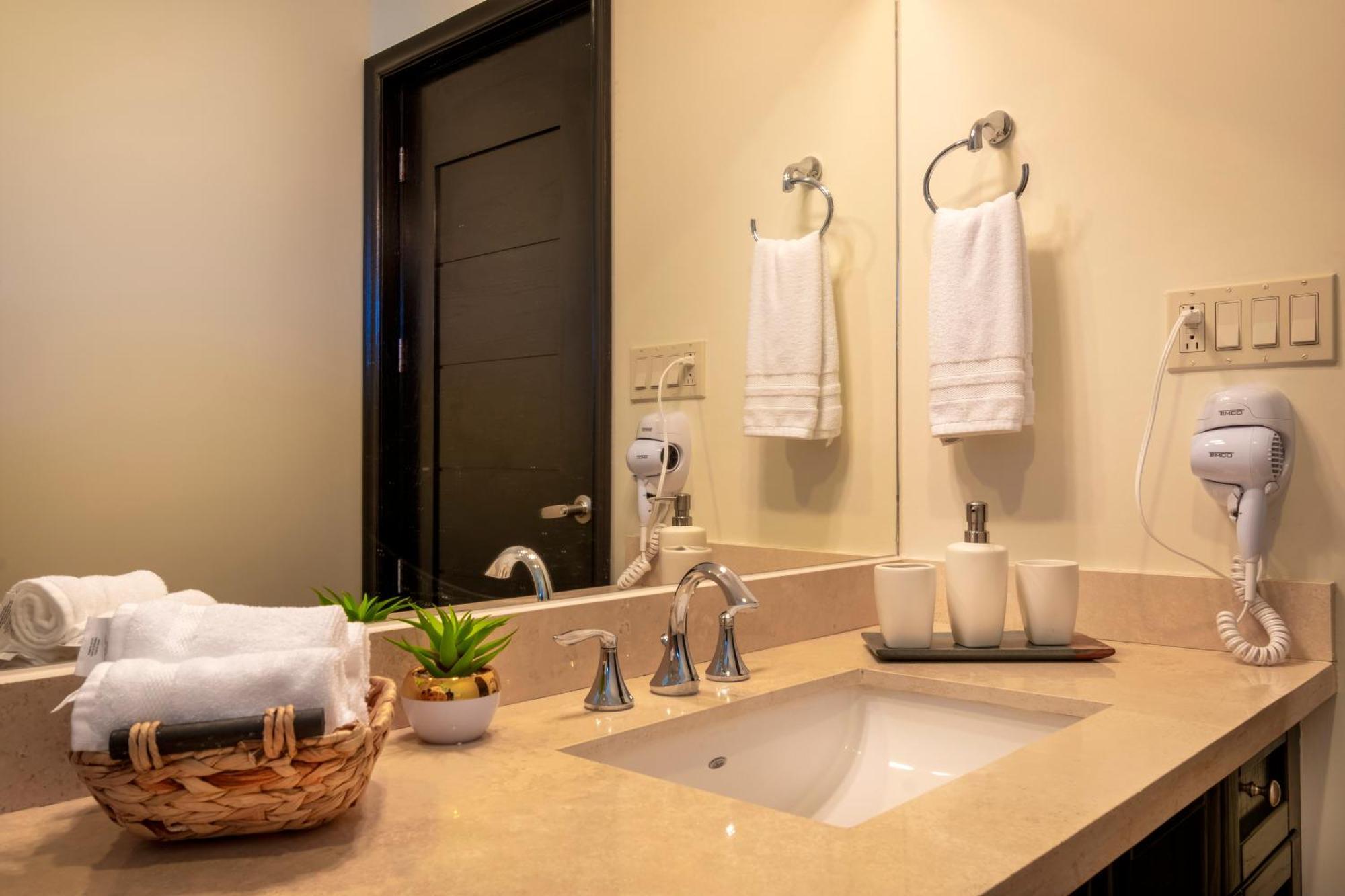 Condo Paraiso - Luxurious New Condo 300Mt From The Beach Cabo San Lucas Exteriör bild
